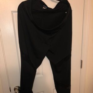 Old navy plus size compression workout leggings